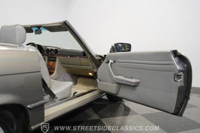 1985 Mercedes - Benz 380