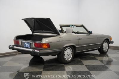 1985 Mercedes - Benz 380