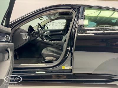 2011 Porsche Panamera