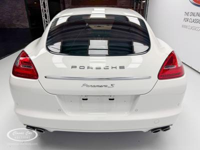 2011 Porsche Panamera