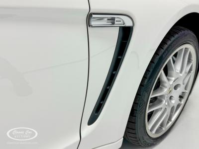 2011 Porsche Panamera