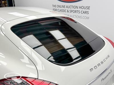 2011 Porsche Panamera