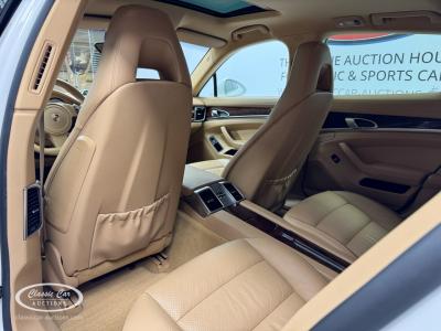 2011 Porsche Panamera