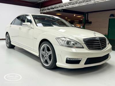 2011 Mercedes - Benz S63