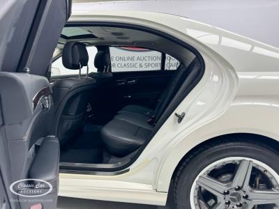 2011 Mercedes - Benz S63