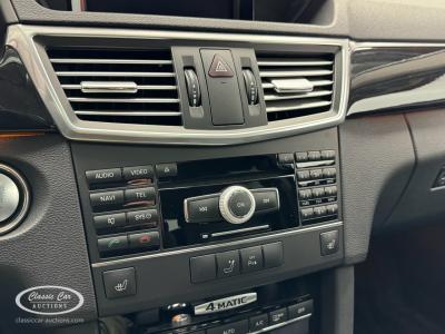 2011 Mercedes - Benz E350