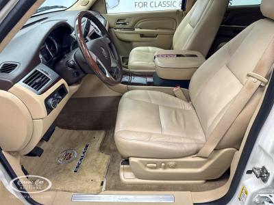 2011 Cadillac Escalade