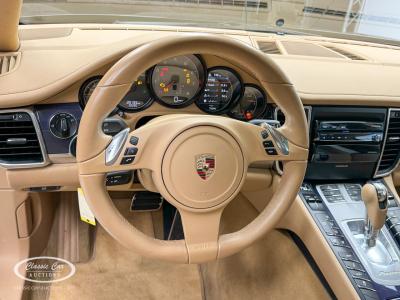 2011 Porsche Panamera