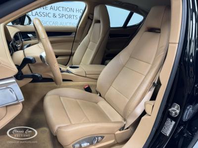 2011 Porsche Panamera