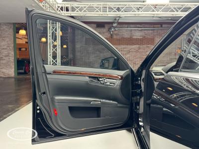 2008 Mercedes - Benz S63