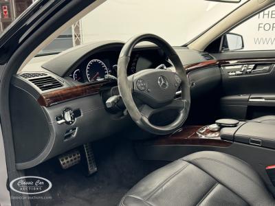 2013 Mercedes - Benz S63
