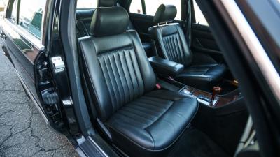 1988 Mercedes - Benz 560 SEL