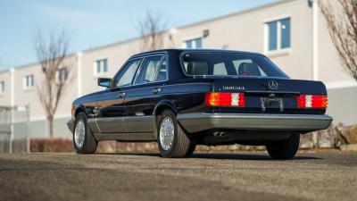 1988 Mercedes - Benz 560 SEL