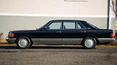 1988 Mercedes - Benz 560 SEL