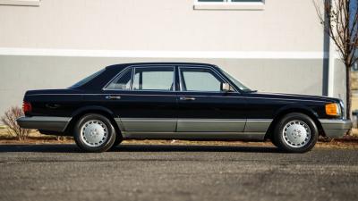 1988 Mercedes - Benz 560 SEL