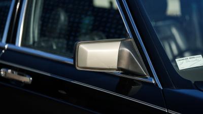 1988 Mercedes - Benz 560 SEL