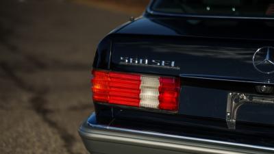 1988 Mercedes - Benz 560 SEL