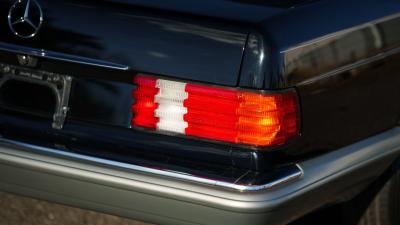 1988 Mercedes - Benz 560 SEL