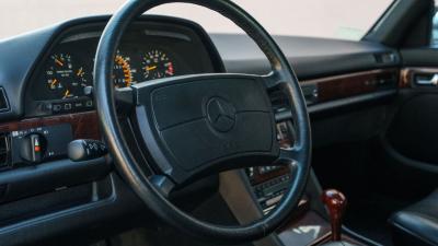 1988 Mercedes - Benz 560 SEL