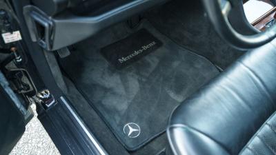 1988 Mercedes - Benz 560 SEL