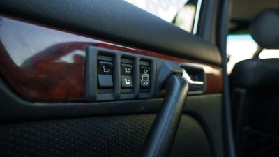 1988 Mercedes - Benz 560 SEL