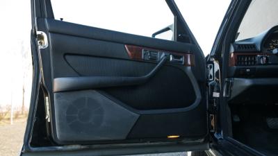 1988 Mercedes - Benz 560 SEL