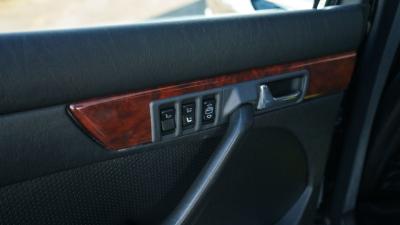 1988 Mercedes - Benz 560 SEL