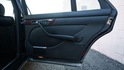 1988 Mercedes - Benz 560 SEL