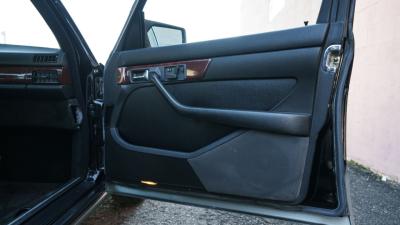 1988 Mercedes - Benz 560 SEL