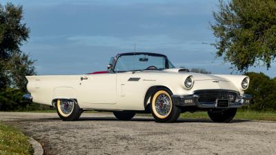 1957 Ford Thunderbird