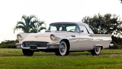 1957 Ford Thunderbird