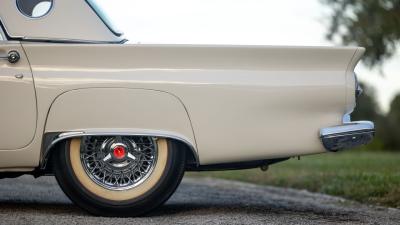1957 Ford Thunderbird