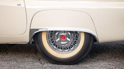 1957 Ford Thunderbird