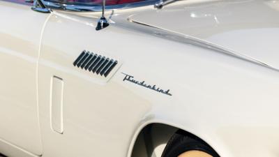 1957 Ford Thunderbird