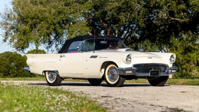 1957 Ford Thunderbird
