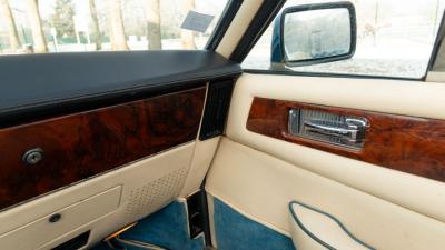 1986 Aston Martin V8 Volante