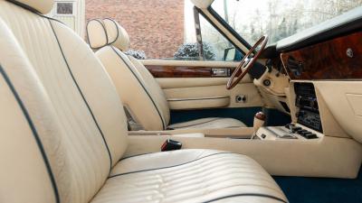 1986 Aston Martin V8 Volante