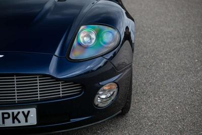 2003 Aston Martin Vanquish