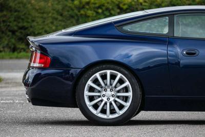 2003 Aston Martin Vanquish