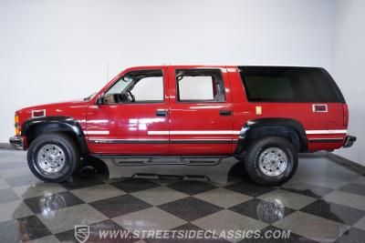 1999 Chevrolet Suburban 2500 4X4
