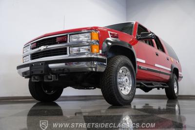 1999 Chevrolet Suburban 2500 4X4