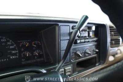 1999 Chevrolet Suburban 2500 4X4