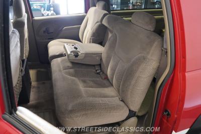 1999 Chevrolet Suburban 2500 4X4