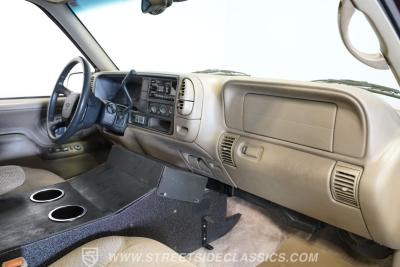 1999 Chevrolet Suburban 2500 4X4