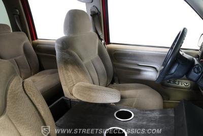 1999 Chevrolet Suburban 2500 4X4