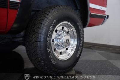 1999 Chevrolet Suburban 2500 4X4