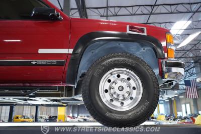 1999 Chevrolet Suburban 2500 4X4