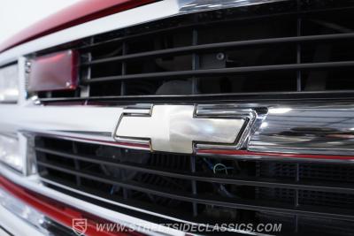 1999 Chevrolet Suburban 2500 4X4