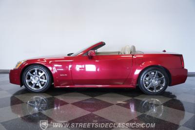 2005 Cadillac XLR
