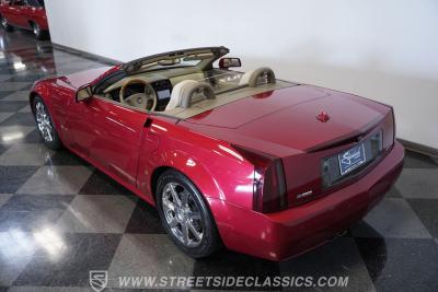 2005 Cadillac XLR